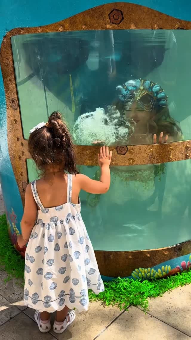 Meet Mermaid Elle