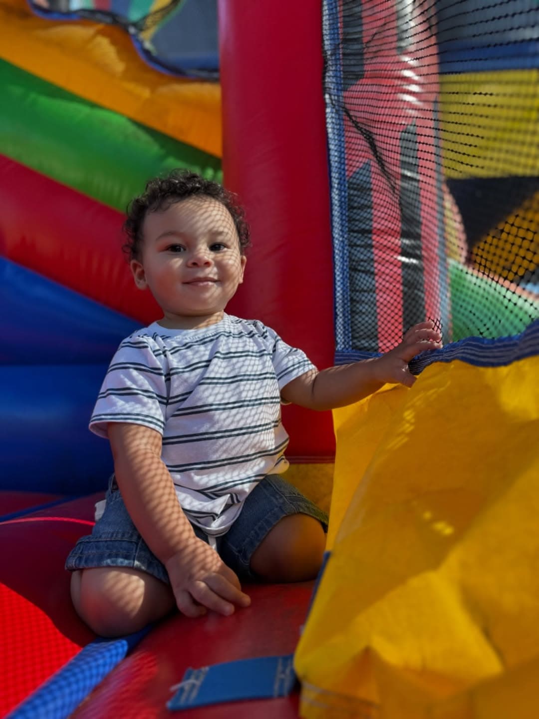 Mother's Day Weekend Special: Mom Eats Free & Kids Activity