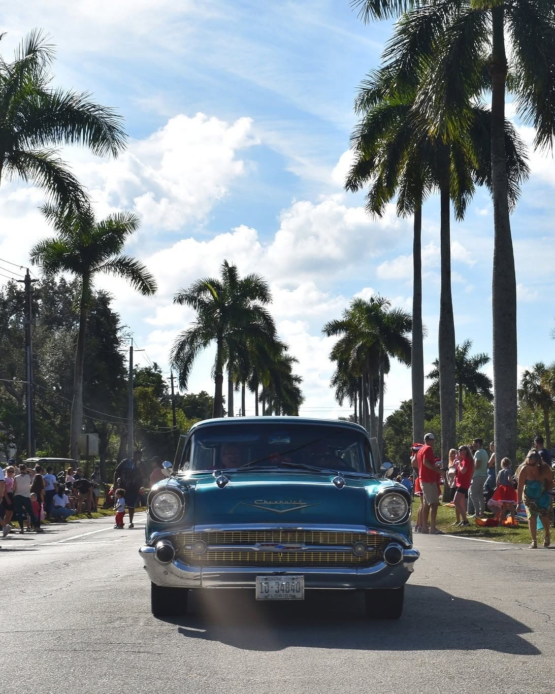 It's A Wonderful Life in Plantation Holiday Parade